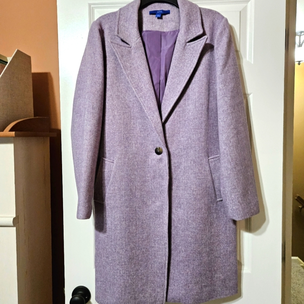 EUC - Apt.9 Lavender single button coat
